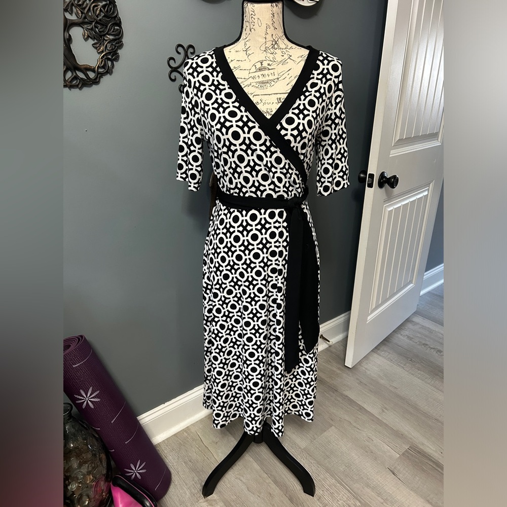 Elegant Black and White Wrap Dress
